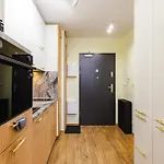 Mostek Riverside Modern By Bookinghost شقة *