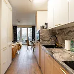Mostek Riverside Modern By Bookinghost * غدانسك