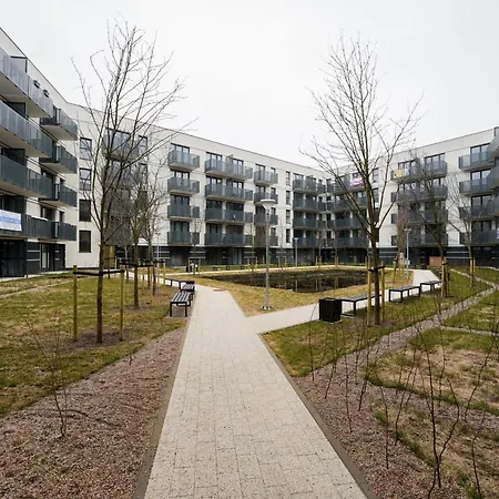 Mostek Riverside Modern By Bookinghost Gdansk